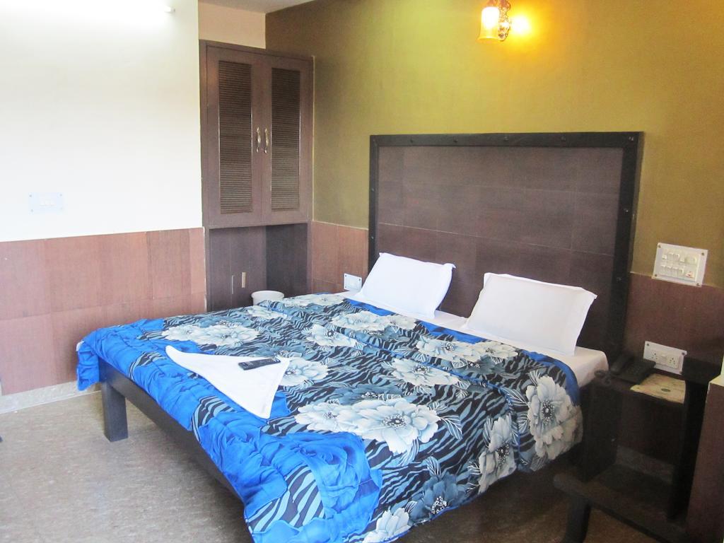 Hotel Chitra Heritage Haridwār Cameră foto